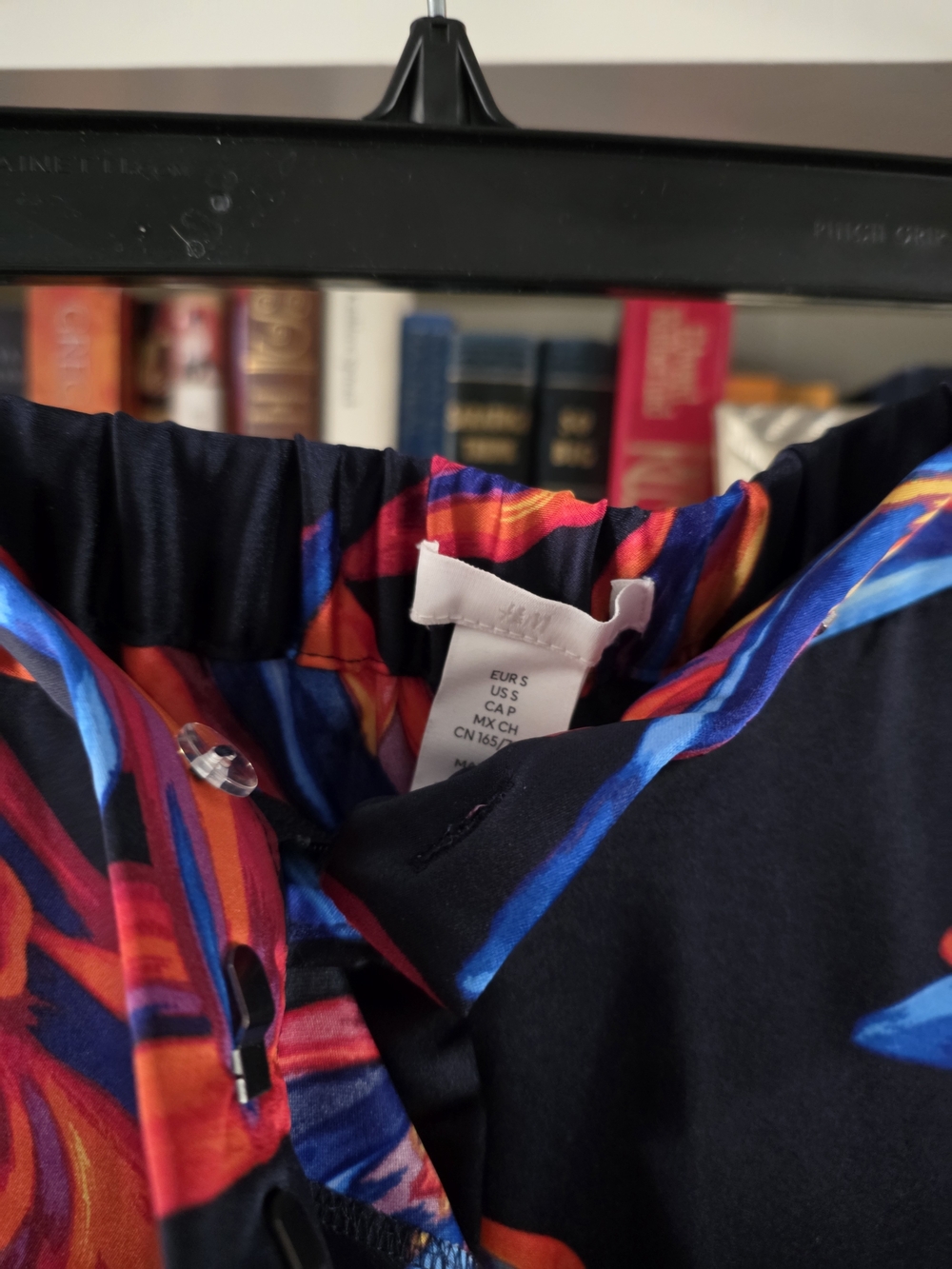 H&M Set , Small( Oversized) - Picture 6 of 7